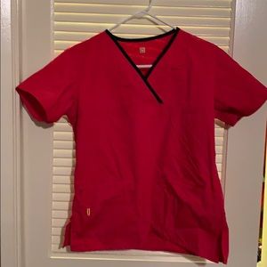 Wonder wink scrub top